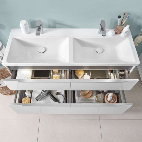 Villeroy & Boch Subway 3.0 - Dvojumývadlo nábytkové, 130x47 cm, bez prepadu, otvory na batérie, CeramicPlus, alpská biela 4A71D1R1