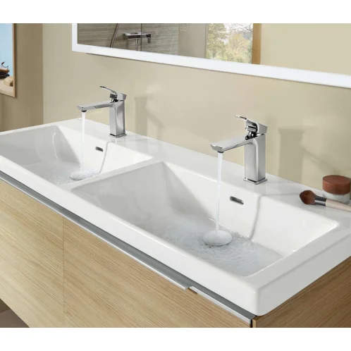 Villeroy & Boch Subway 3.0 - Dvojumývadlo nábytkové, 130x47 cm, s prepadom, otvory na batérie, CeramicPlus, alpská biela 4A71D5R1