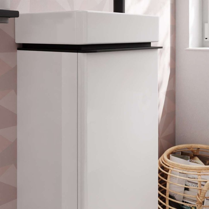 Hansgrohe Xelu Q - Umývadlová skrinka, 63x34x27 cm, 1 dvierka, pánty vpravo, lesklá biela/matná čierna 54015670