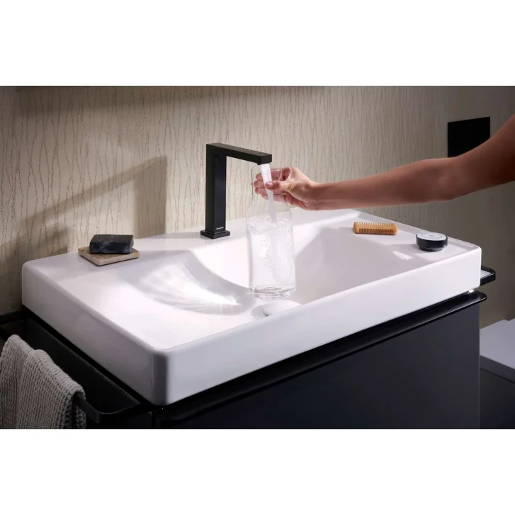 Hansgrohe Xelu Q - Držiak uteráka na nábytok, dĺžka 43 cm, matná čierna 54143670
